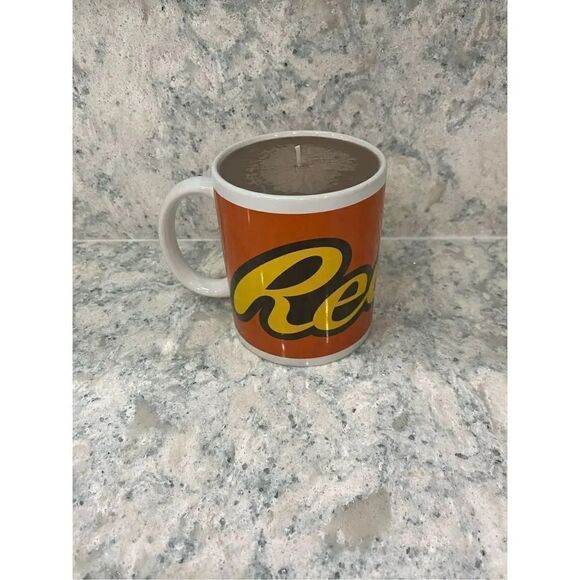 Reese’s Candle Mug - Picture 1 of 6